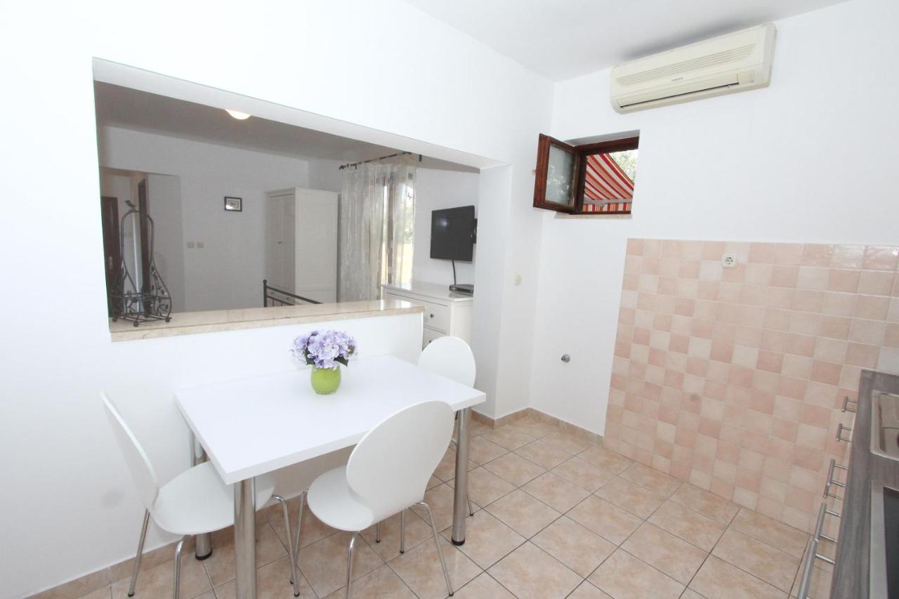 Apartments Mirela Rovinj Exterior photo
